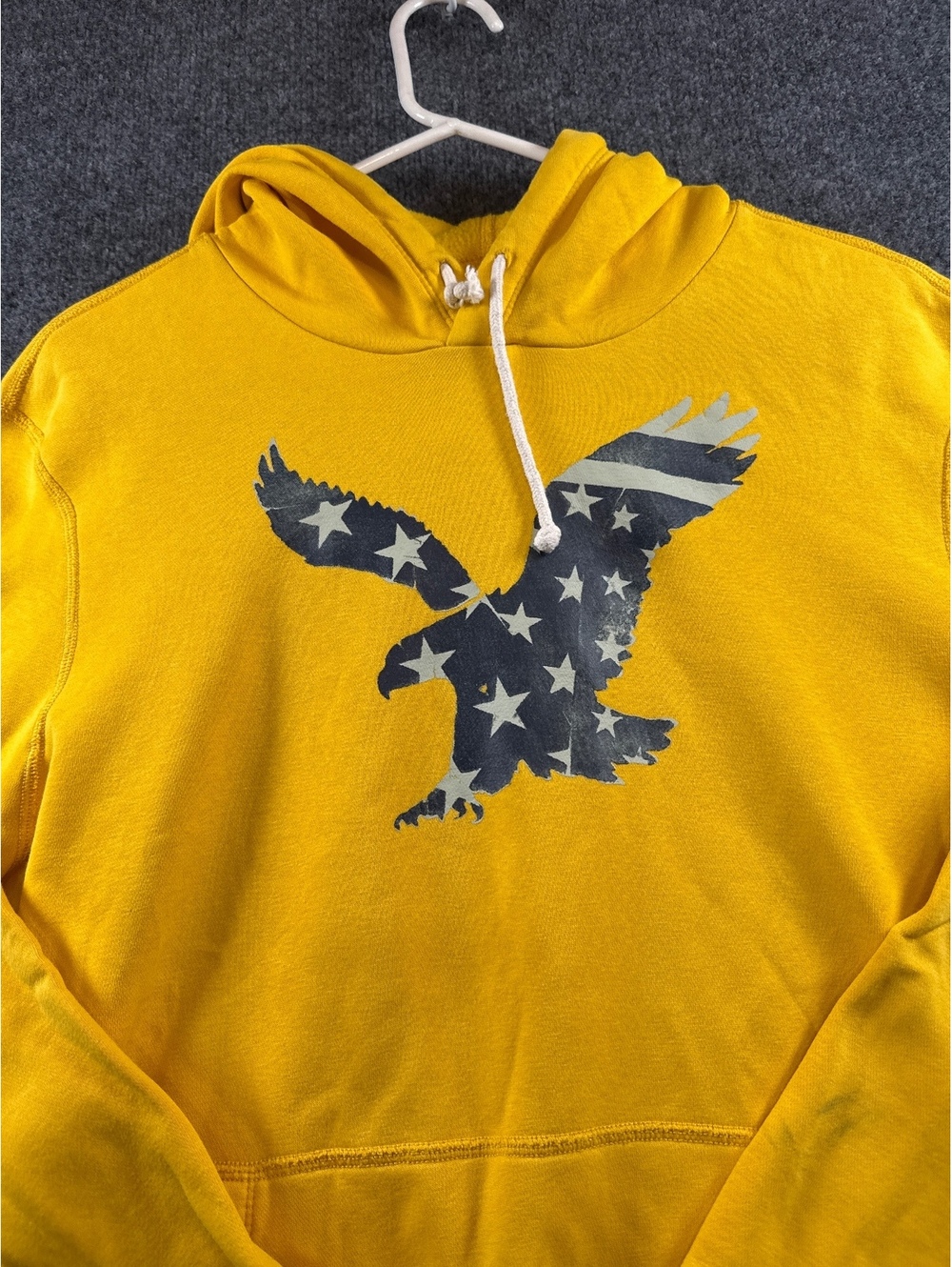 American Eagle Men’s L Yellow Hoodie USA Flag Eagle Graphic Pullover Sweatshirt